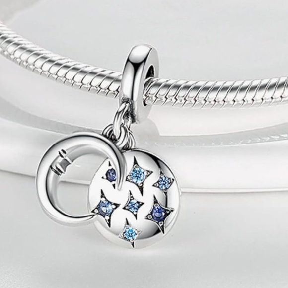 Crescent moon and stars silver charm to fit all pandoras bracelets - Picture 2 of 2